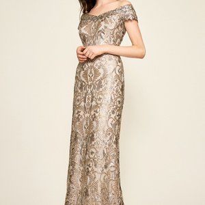 Tadashi Shoji Sequin Gown, Size 16 in gold/copper